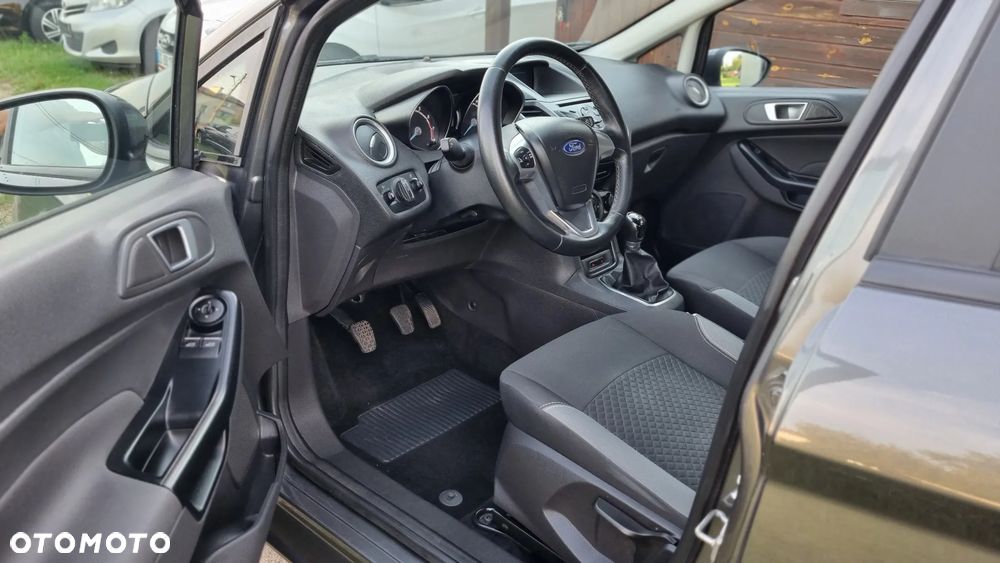 Ford Fiesta - 9
