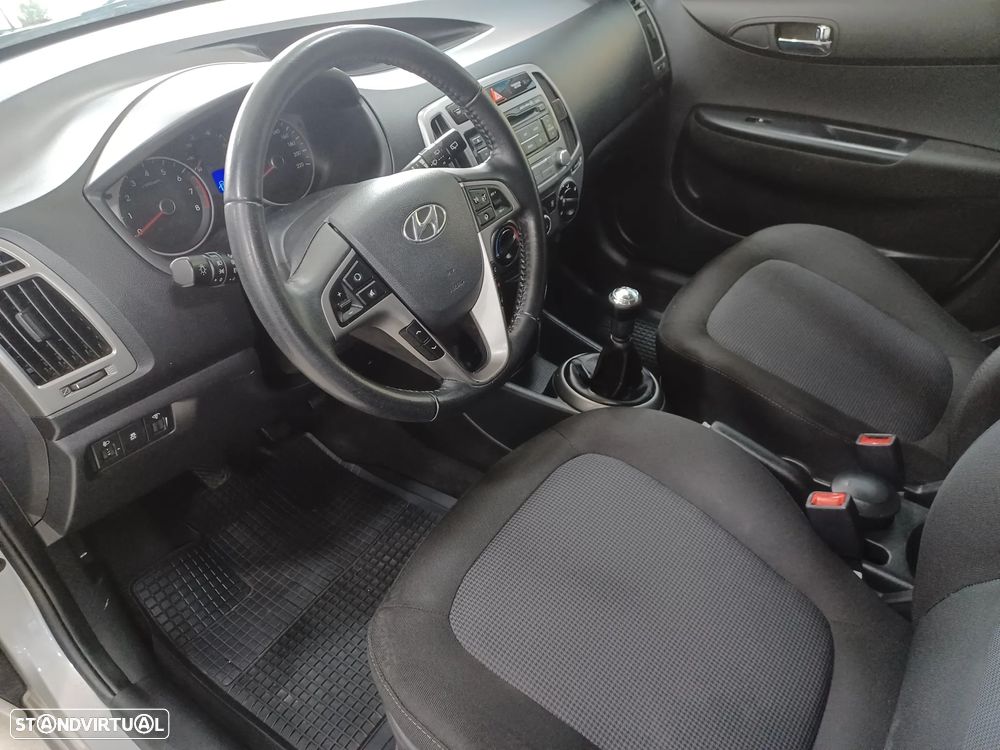 Hyundai i20 1.2 Star Edition - 11