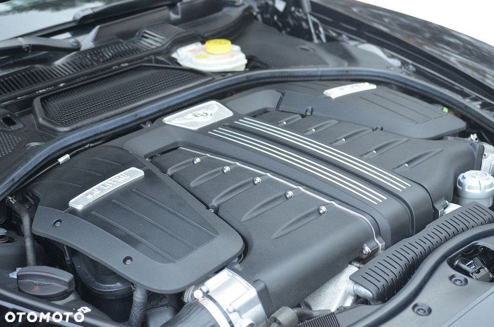 Bentley Continental GT Speed - 40