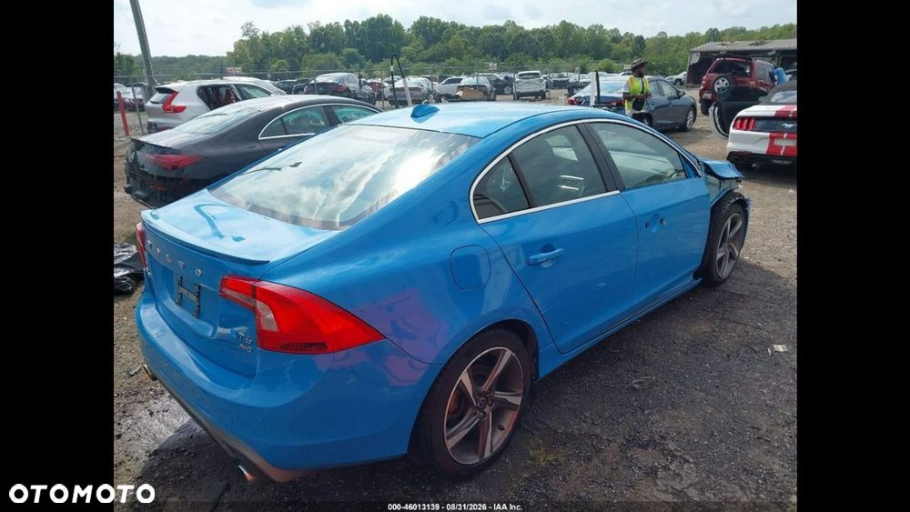Volvo S60 2015 photo 3