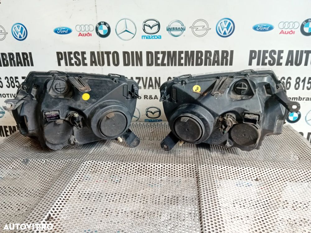 Faruri Far Stanga Dreapta Dacia Duster An 2010-2013 Anglia Originale - 7