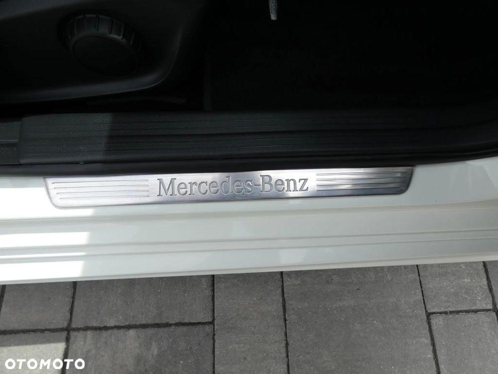 Mercedes-Benz Klasa A 180 (BlueEFFICIENCY) - 34