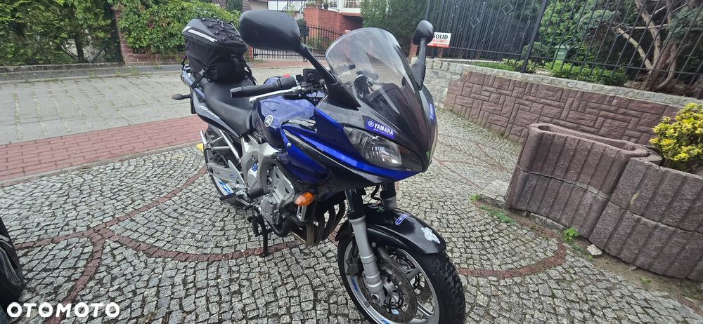 Yamaha FZ6 - 11