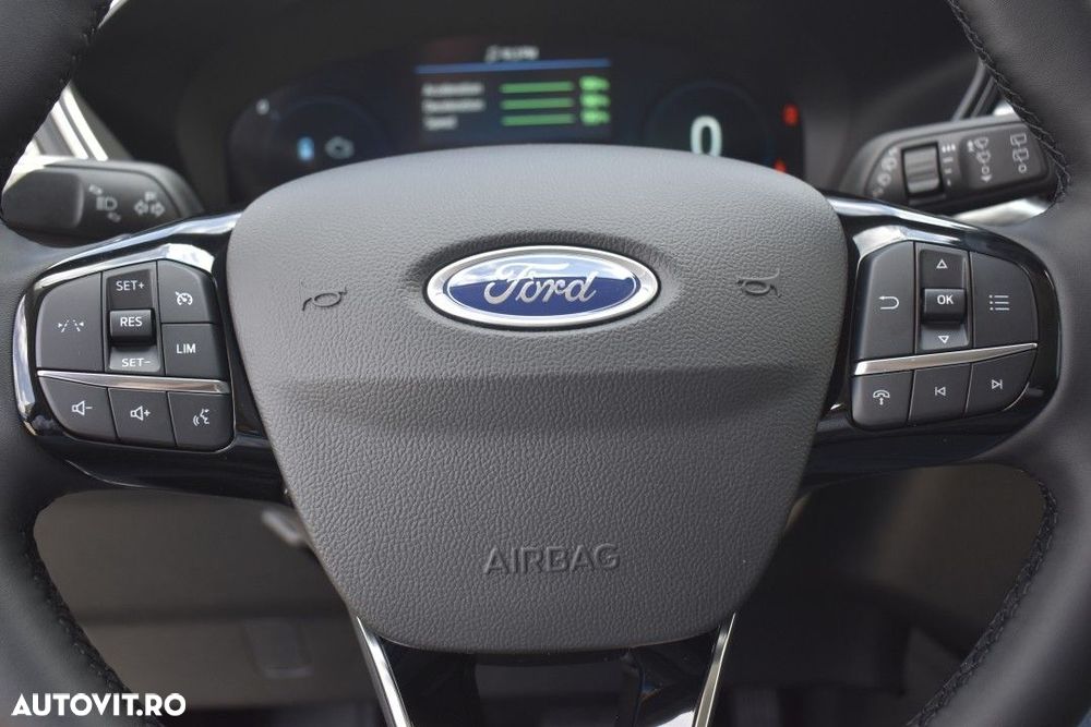 Ford Kuga 2.5 Duratec FWD FHEV Titanium - 34