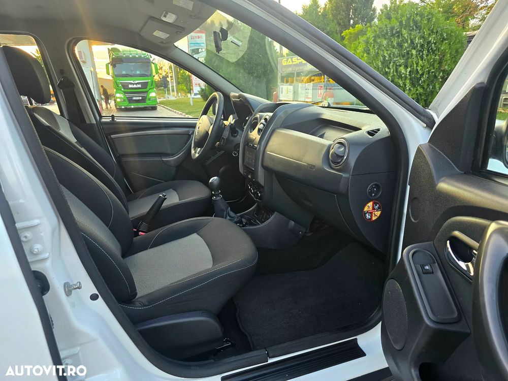 Dacia Duster dCi 110 FAP 4x2 Laureate - 6