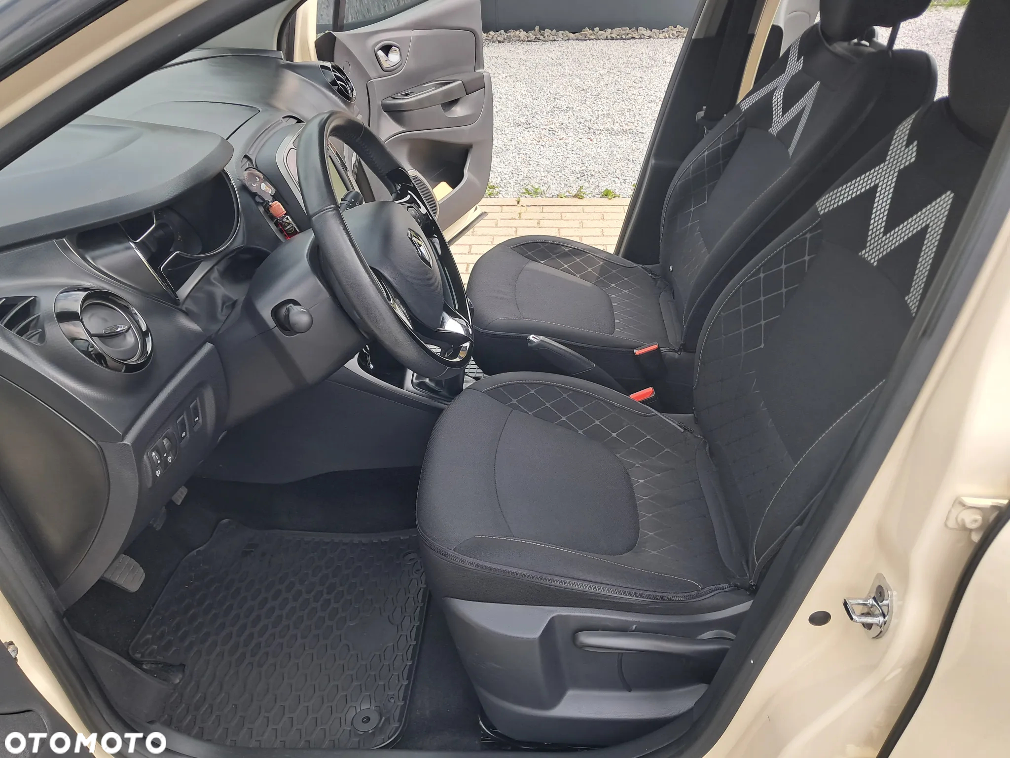 Renault Captur 0.9 Energy TCe Zen - 25