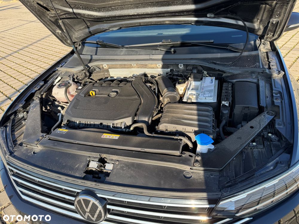 Volkswagen Passat 1.5 TSI EVO Elegance DSG - 39