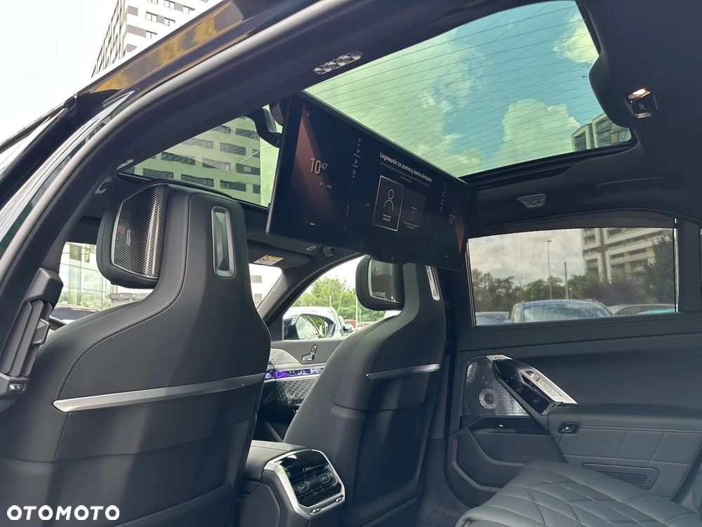 BMW Seria 7 M760e PHEV xDrive Individual Edition sport - 22