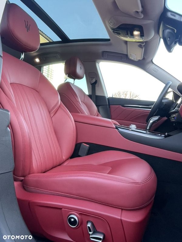 Maserati Levante - 8