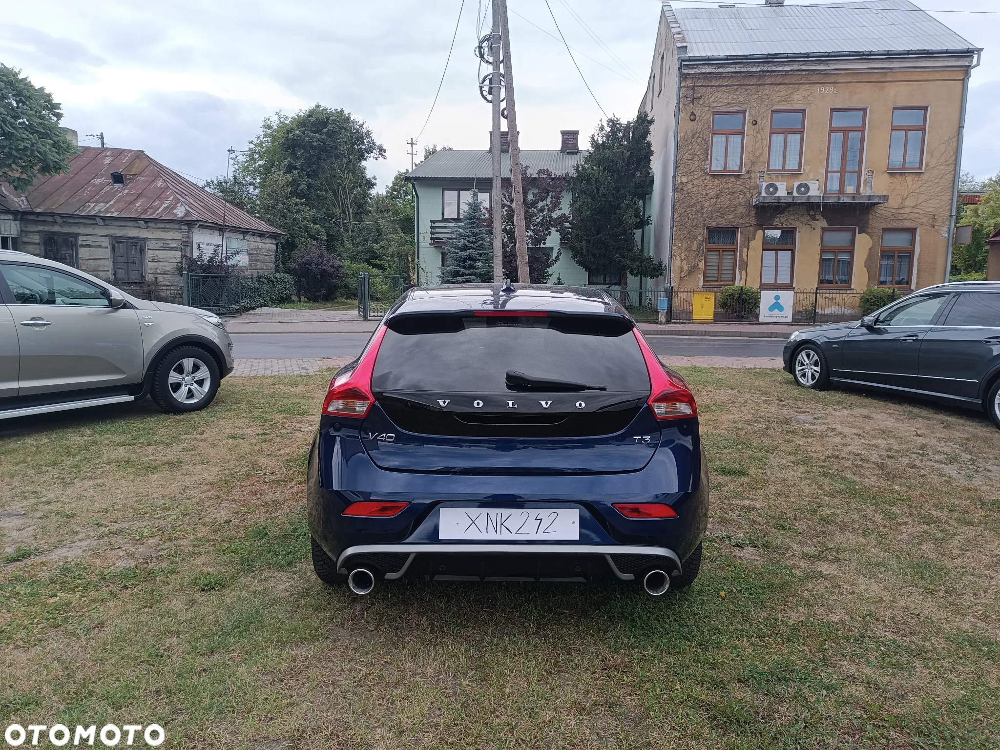 Volvo V40 T3 R-Design - 5