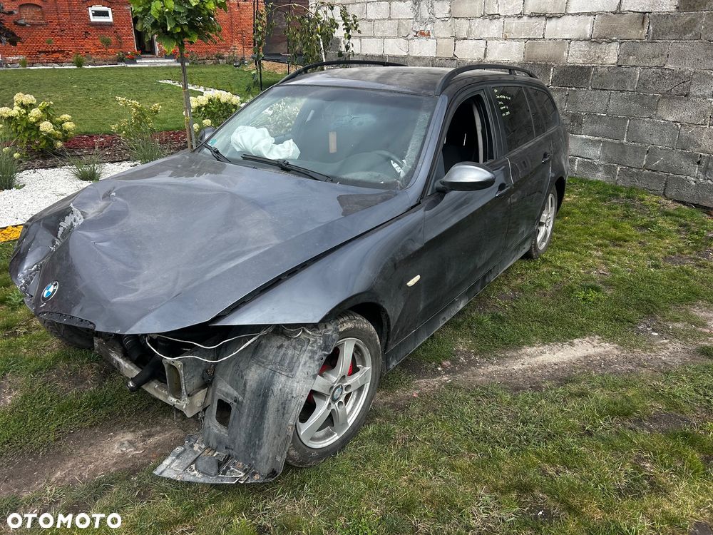 BMW E91 2.0d 163km M47D20 Lak A22/7 Na Części Częsci - 1