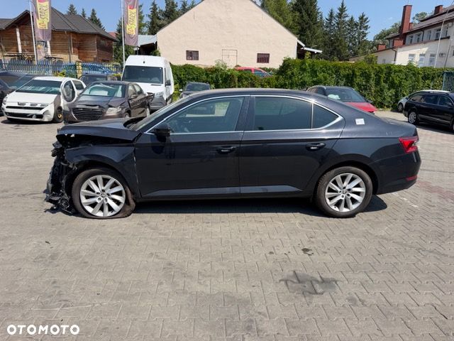 Skoda Superb 1.5 TSI Style - 4