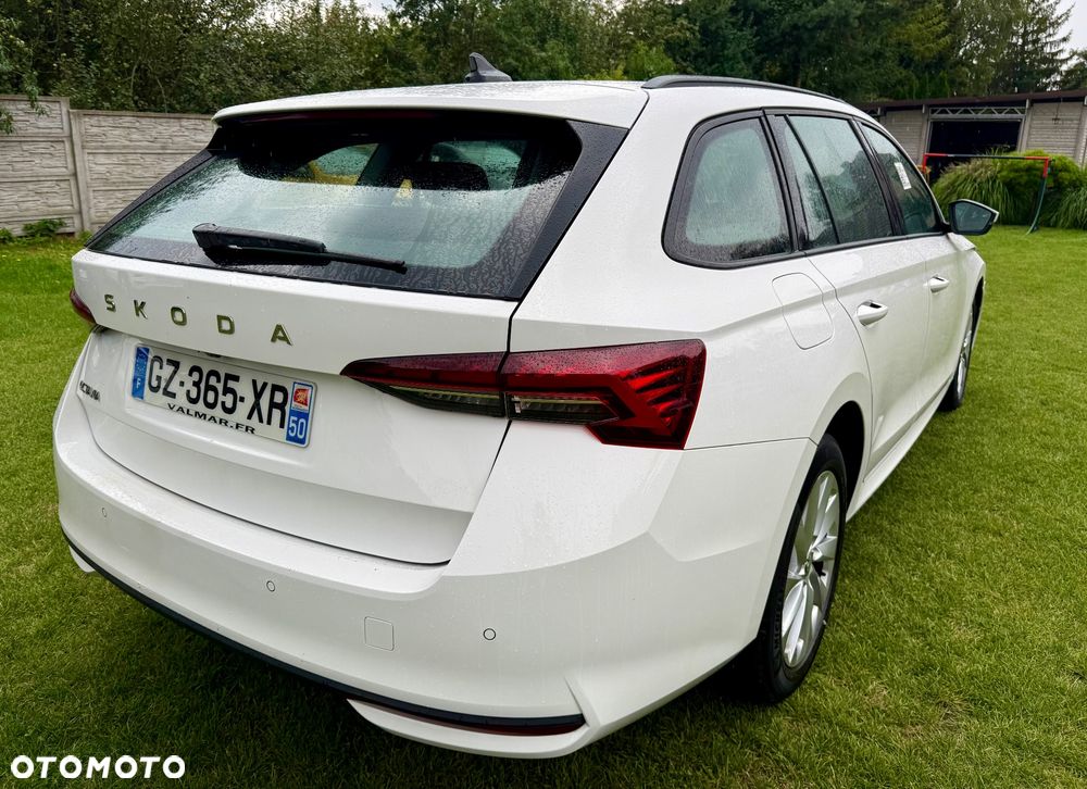 Skoda Octavia 1.5 TSI mHEV DSG Selection - 16
