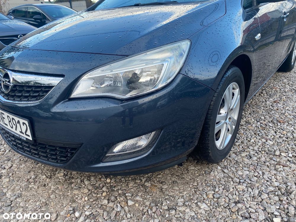 Opel Astra 1.4 Turbo Design Edition - 9