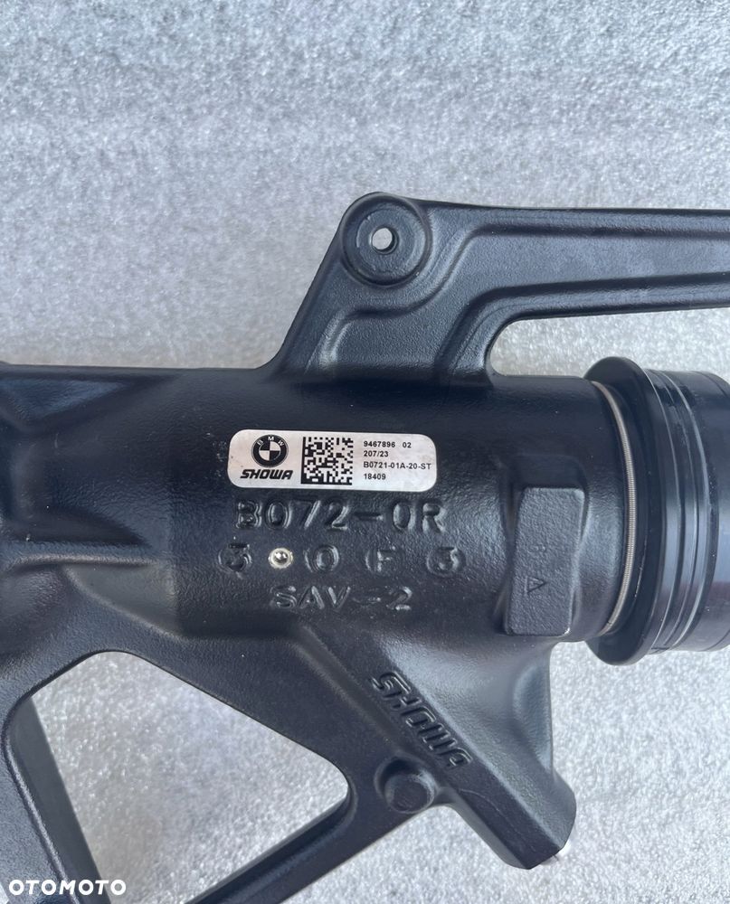 Widelec prawy BMW F900 R K83 2018-24 Oryginał - 16