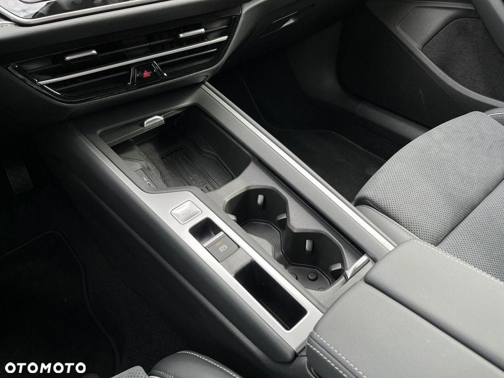 Volkswagen Passat - 38