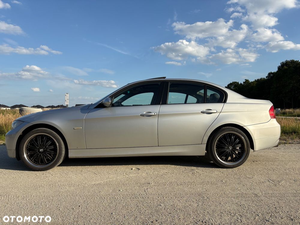 BMW Seria 3 320d DPF - 12