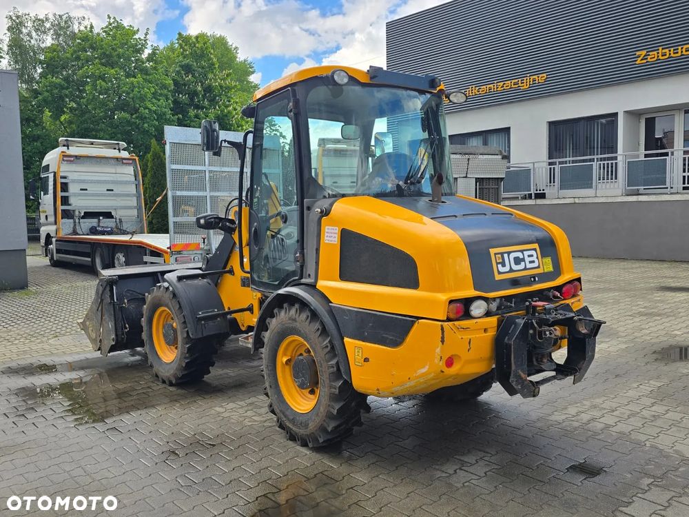 JCB 406 SVC - 3