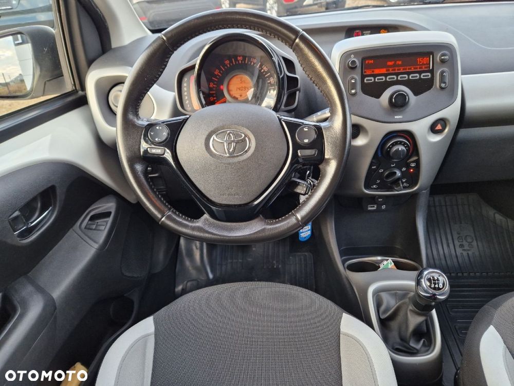 Toyota Aygo - 15