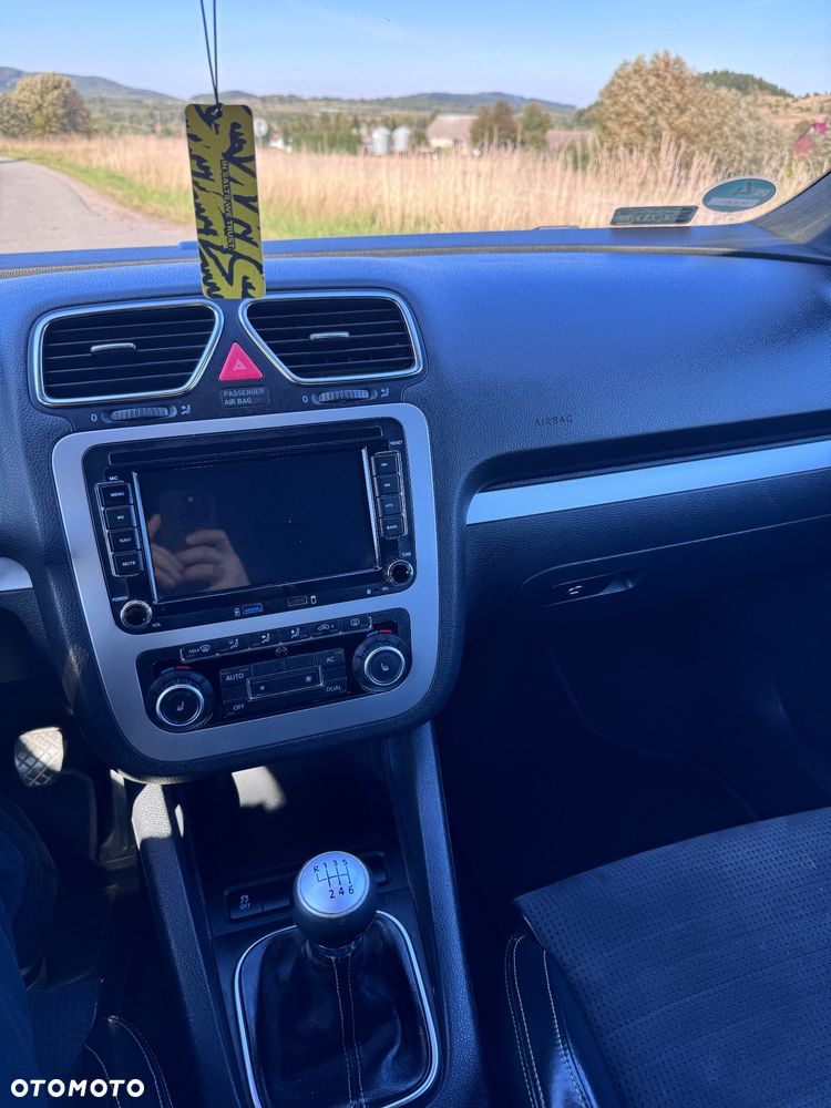 Volkswagen Scirocco 2.0 TDI - 13