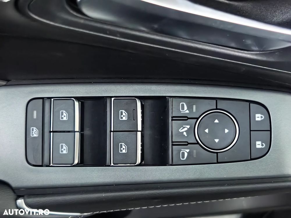 Nissan Qashqai 1.3 l 156CP X-Tronic MHEV N-Connecta - 21