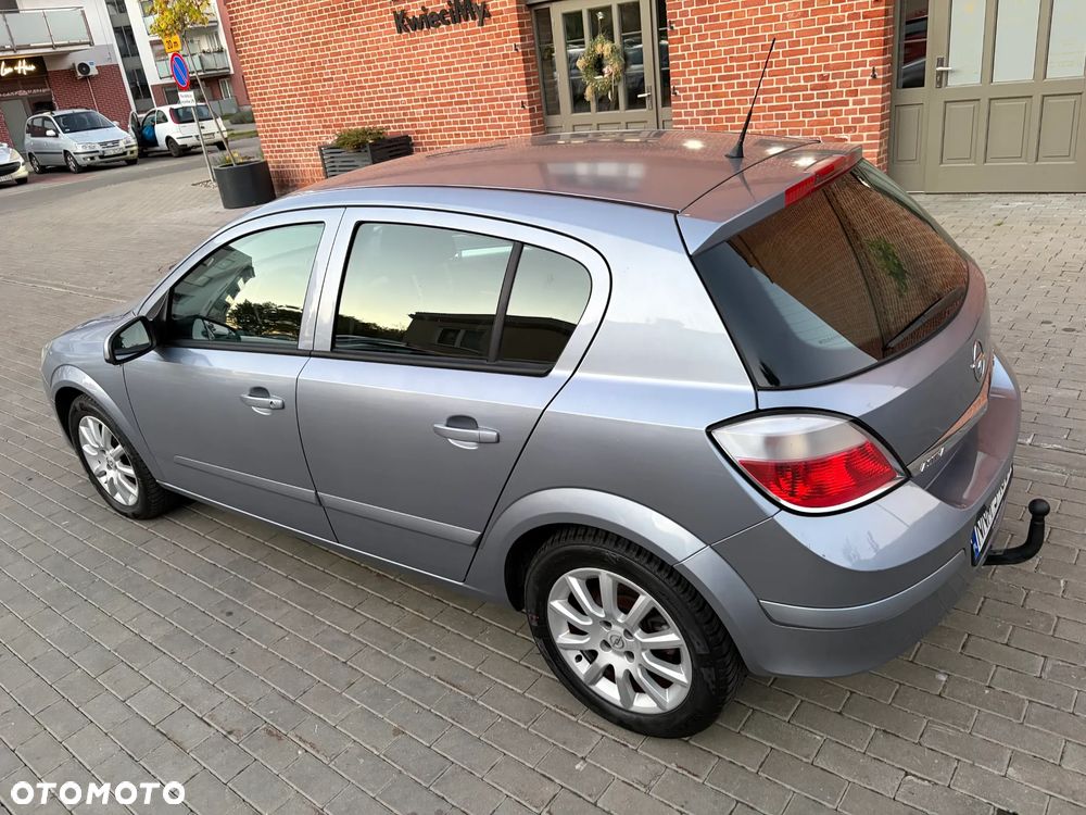 Opel Astra - 18