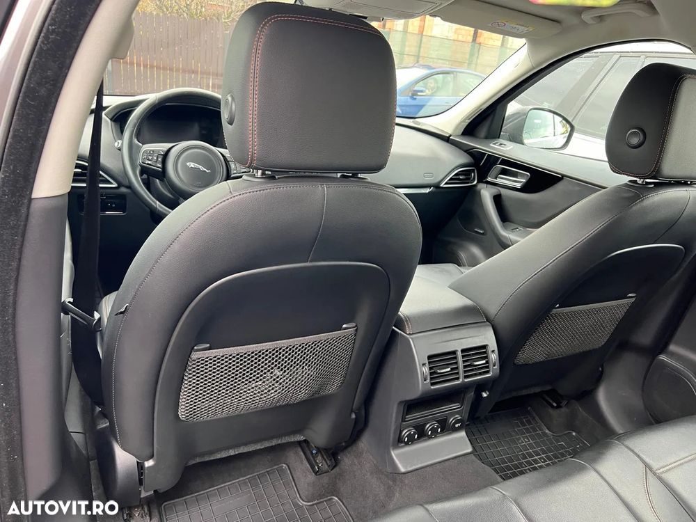 Jaguar F-Pace 20d AWD Prestige - 9