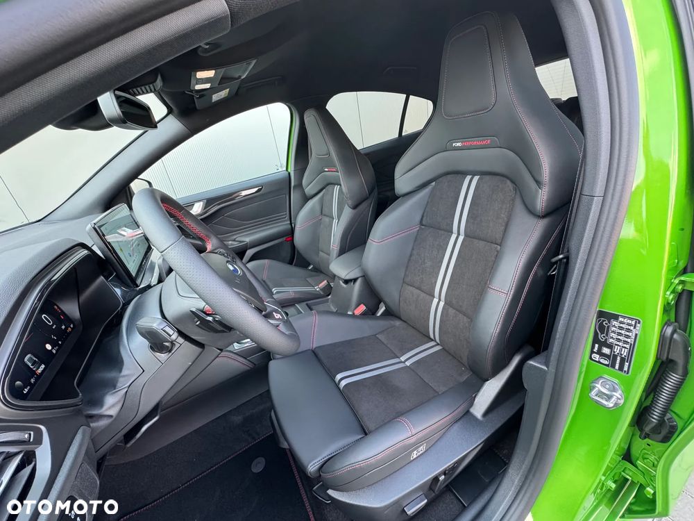 Ford Focus 2.3 EcoBoost ST X - 16