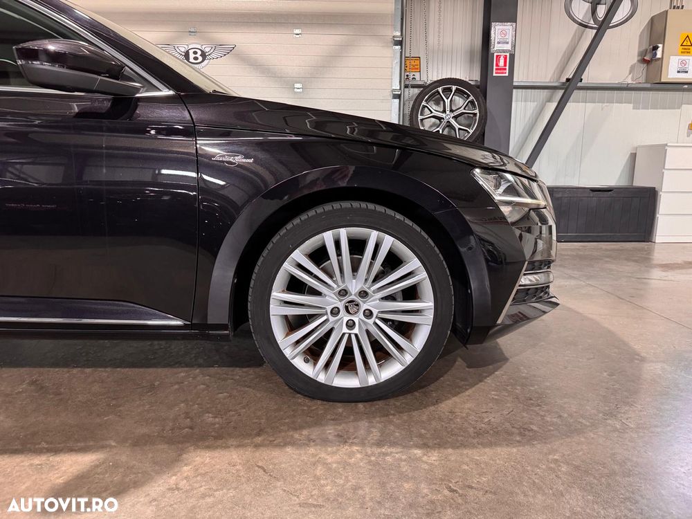 Skoda Superb 2.0 TDI 4X4 DSG Laurin & Klement - 41