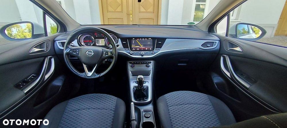 Opel Astra - 18