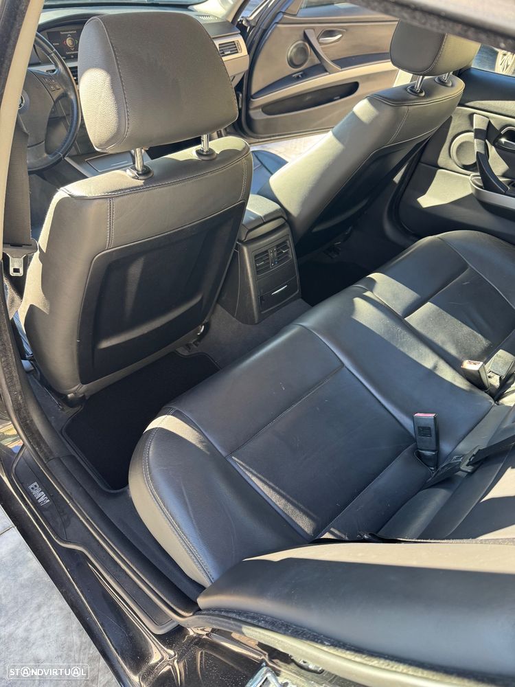 BMW 320 d DPF Touring - 7