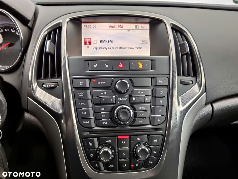 Opel Astra 1.4 Turbo Cosmo - 20