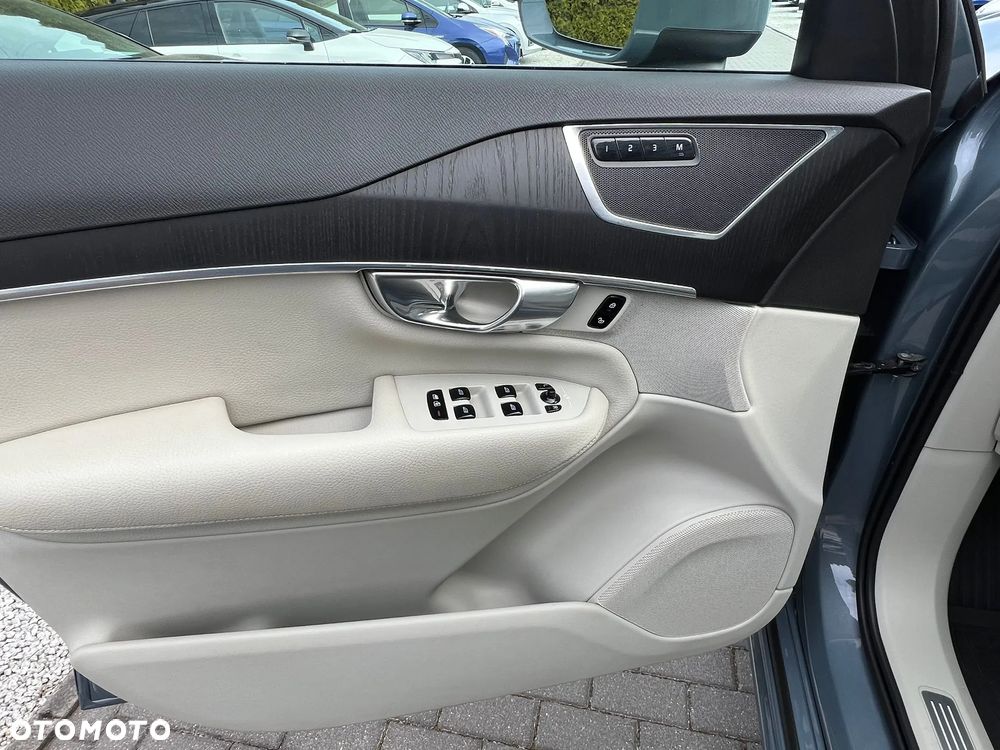 Volvo XC 90 T6 AWD Geartronic Momentum Pro - 14