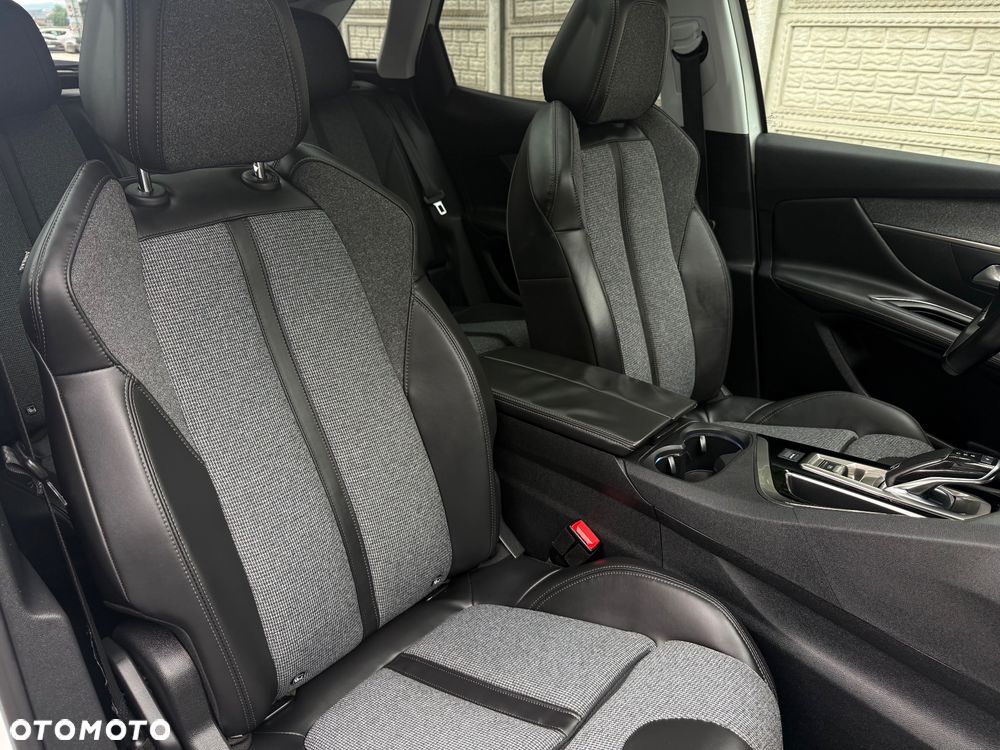 Peugeot 3008 BlueHDi 180 Stop & Start EAT8 Allure - 36