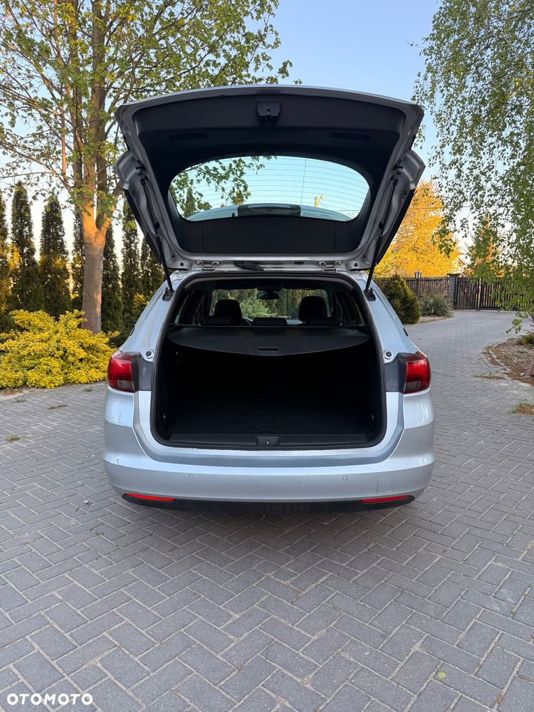 Opel Astra 1.6 CDTI 120 Lat S&S - 33