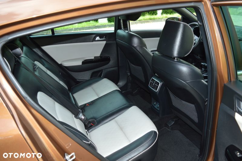 Kia Sportage - 23