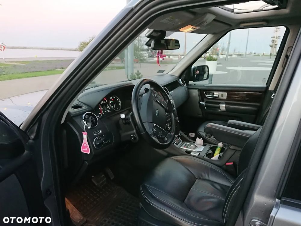 Land Rover Discovery IV 3.0SD V6 HSE - 7