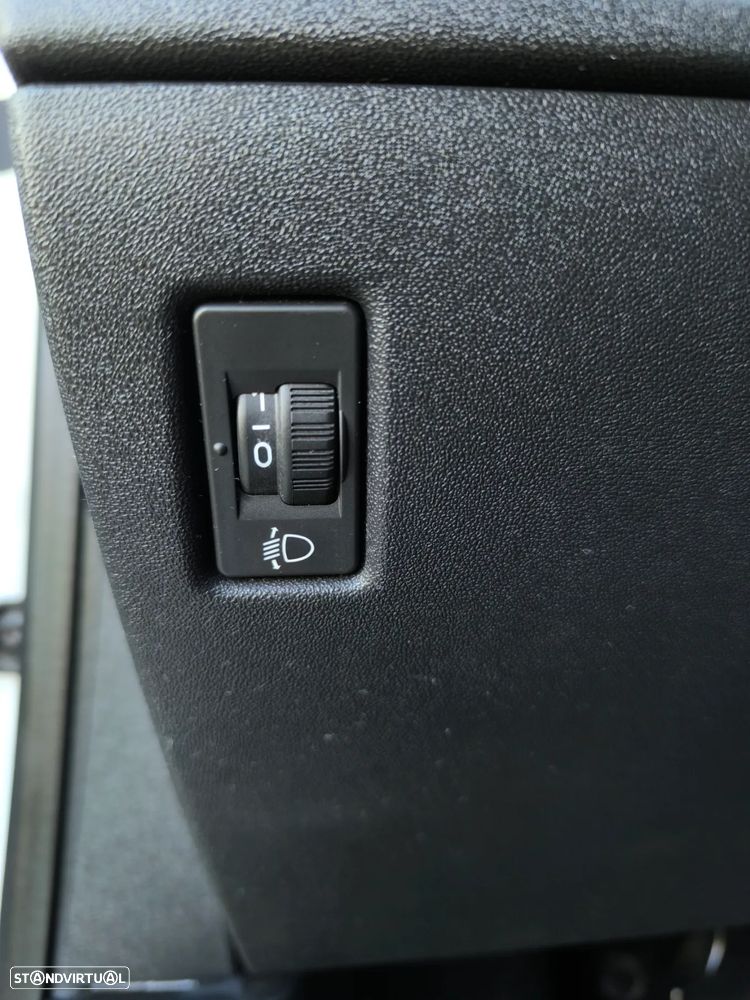 Peugeot 208 1.2 PureTech Style - 27