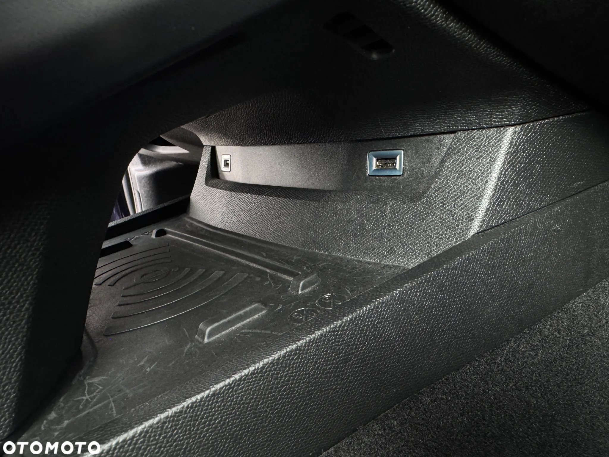 Peugeot 508 1.5 BlueHDi GT Line S&S EAT8 - 25