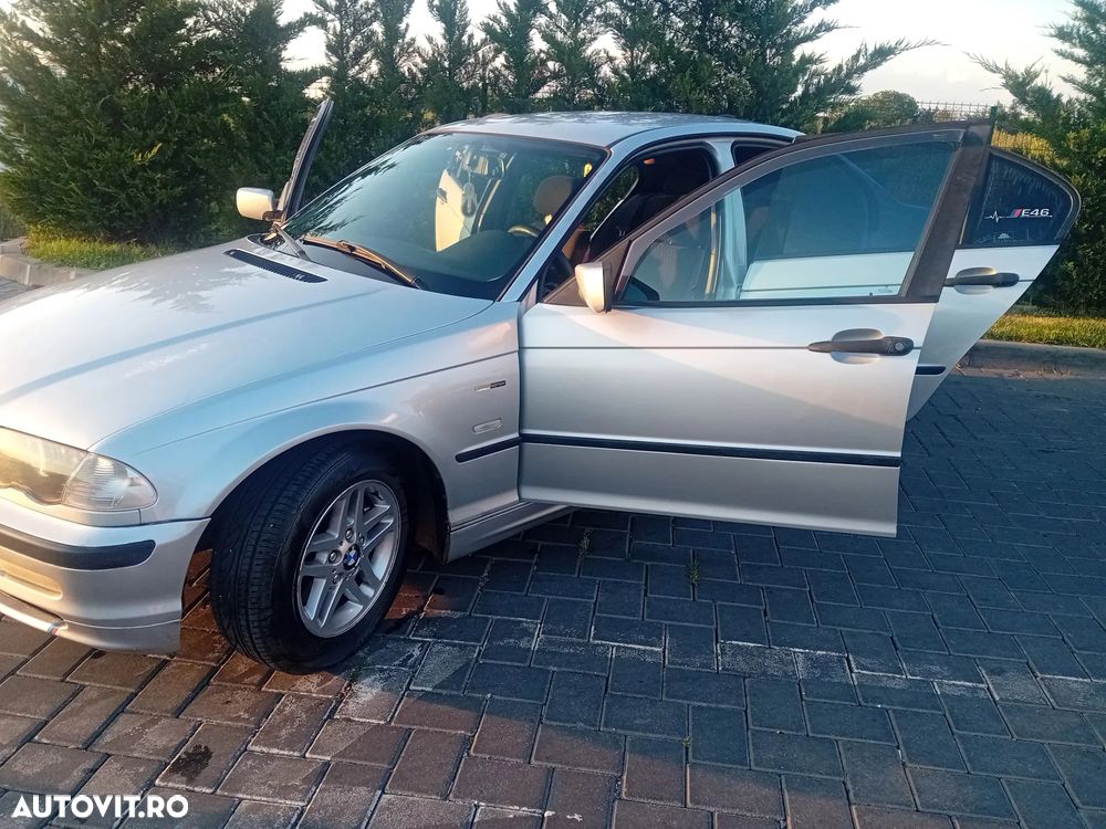 BMW Seria 3 316i - 15