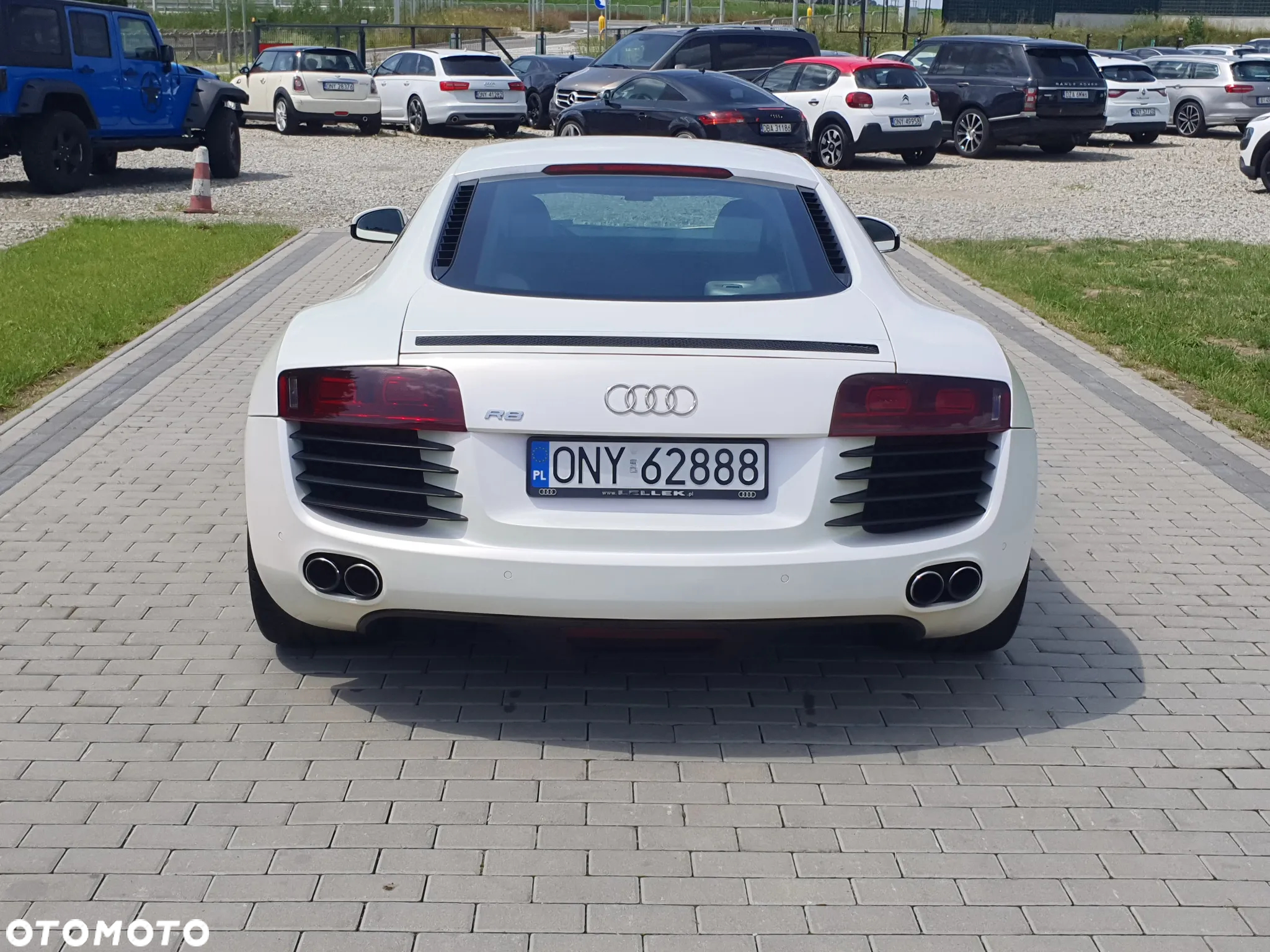 Audi R8 4.2 Quattro R tronic - 7