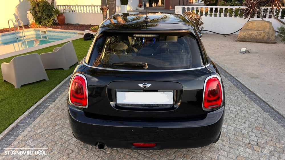 MINI 5 Portas Cooper D - 7