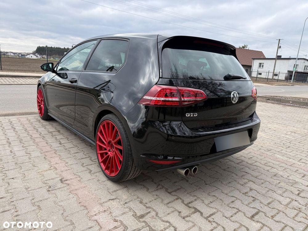 Volkswagen Golf 2.0 TDI BMT GTD - 3