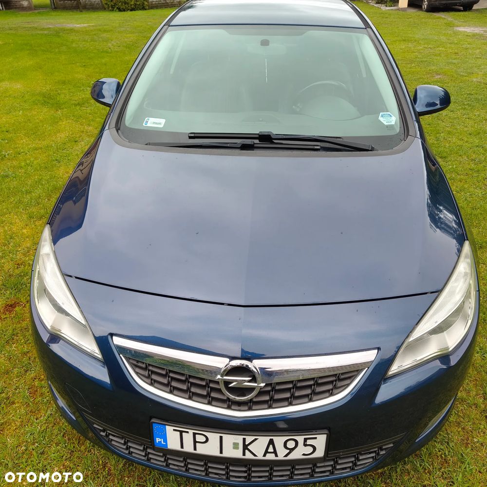 Opel Astra 1.4 - 8