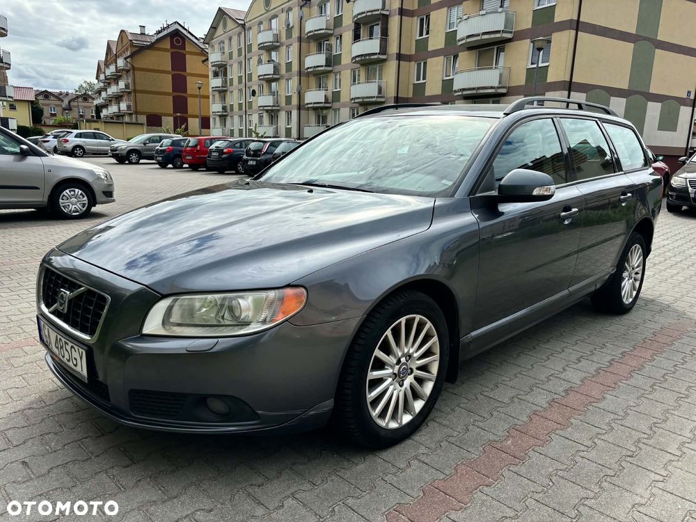 Volvo V70 2.5T Summum - 1