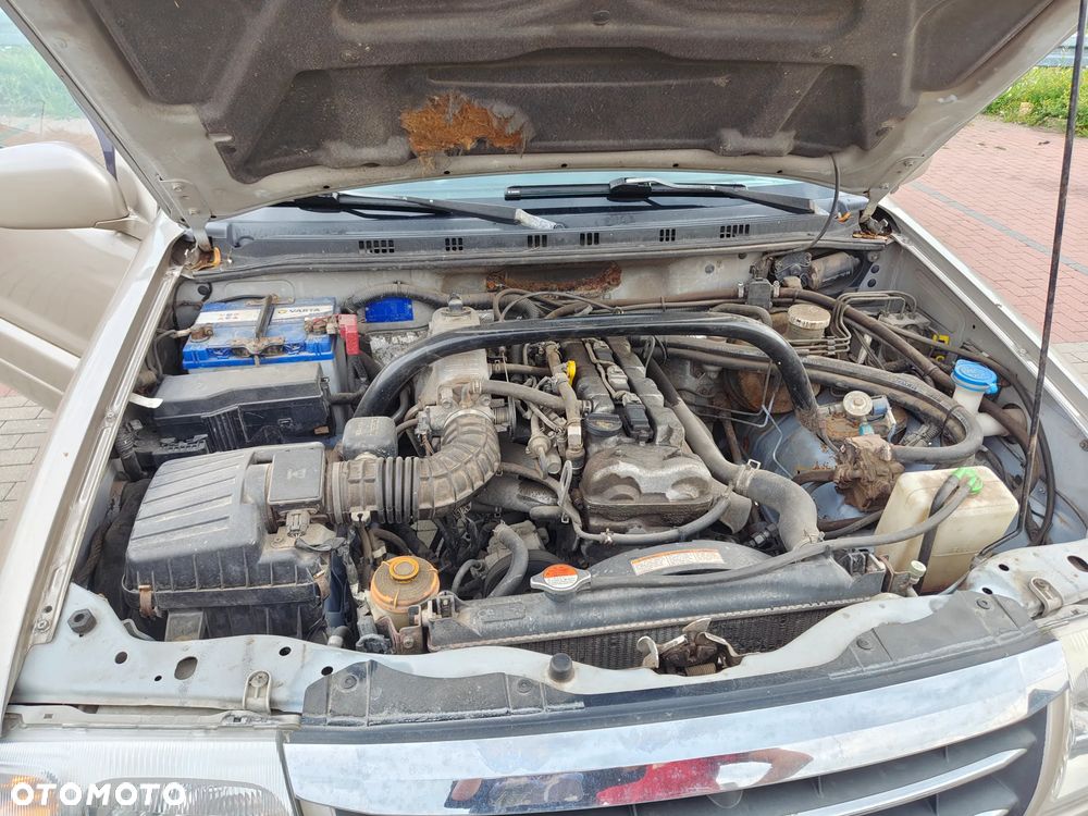 Suzuki Grand Vitara 2.0 - 9