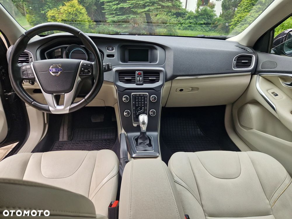 Volvo V40 - 6
