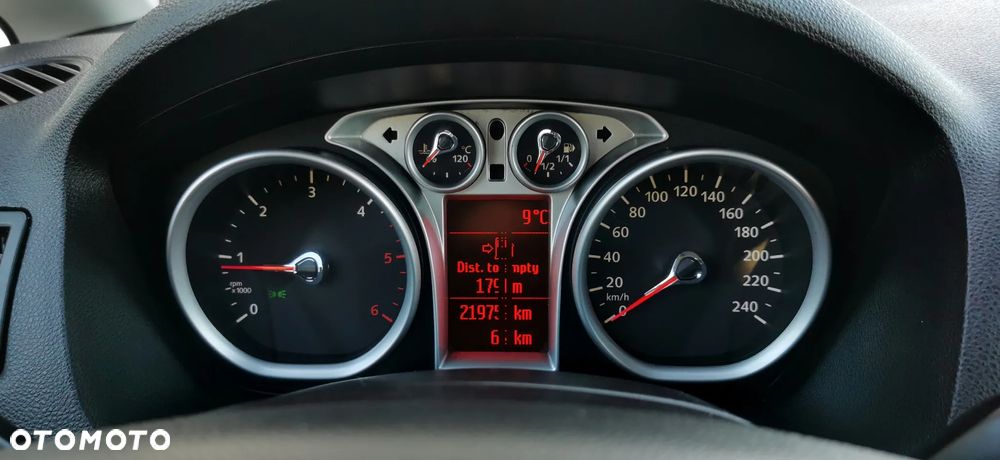 Ford Focus C-Max 1.8 TDCi Ghia - 12