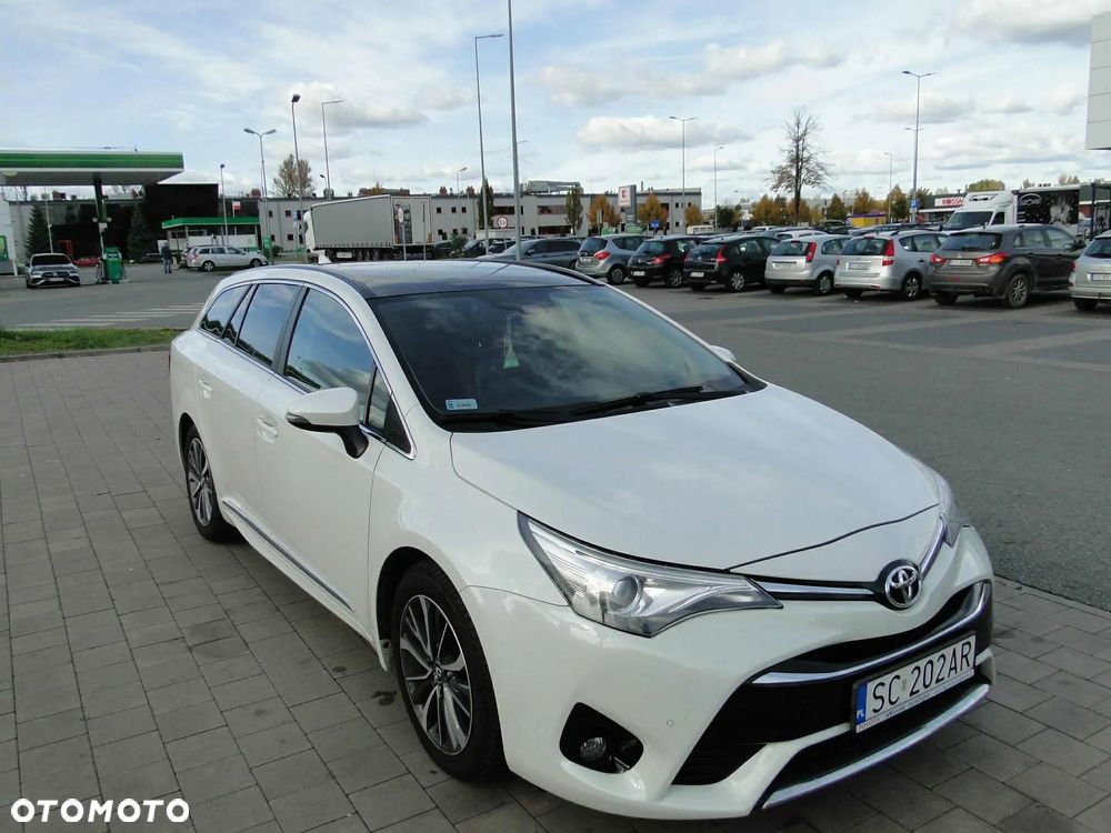 Toyota Avensis 2.0 Prestige MS - 8