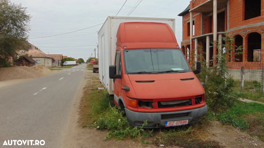 Cub de fibra cu lift Iveco Daily omologat - 1